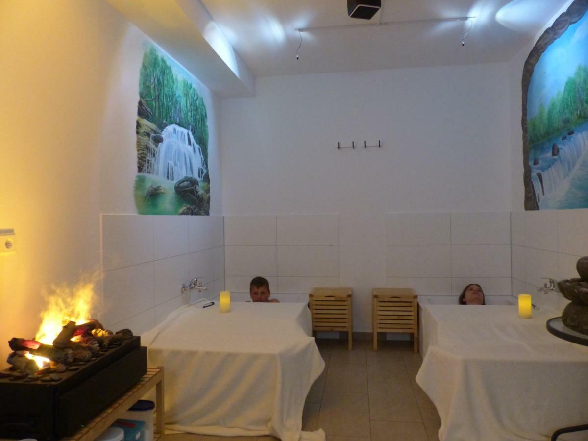 Wellness Pension Salzgrotte Sondernau Екстер'єр фото